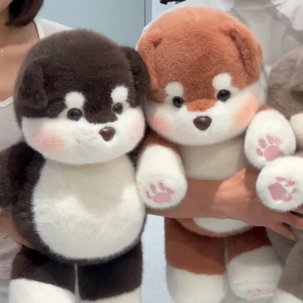 Cute-Running-Alaskan-Malamute-Stuffed-Animal-4 - Cubforest